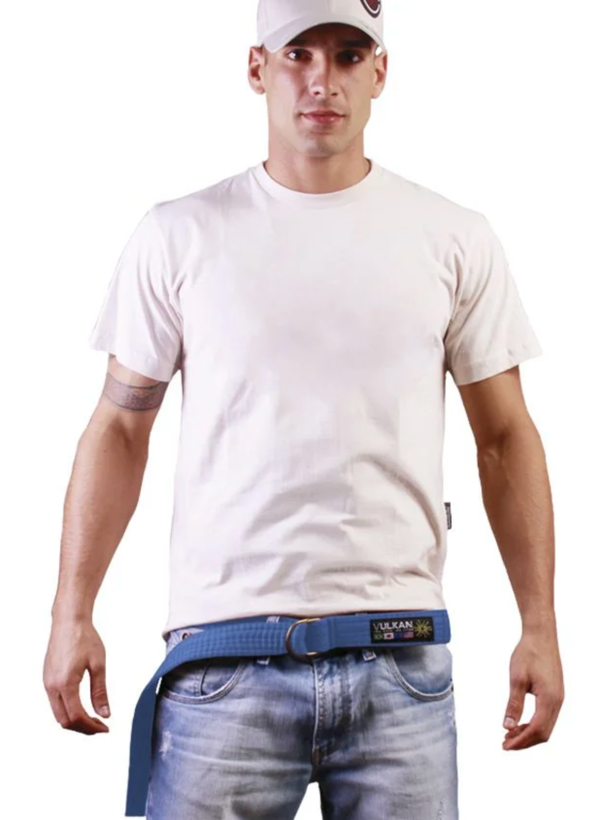 Man wearing a blue Vulkan Streetwear Belt, styled to reflect his Jiu Jitsu lifestyle.