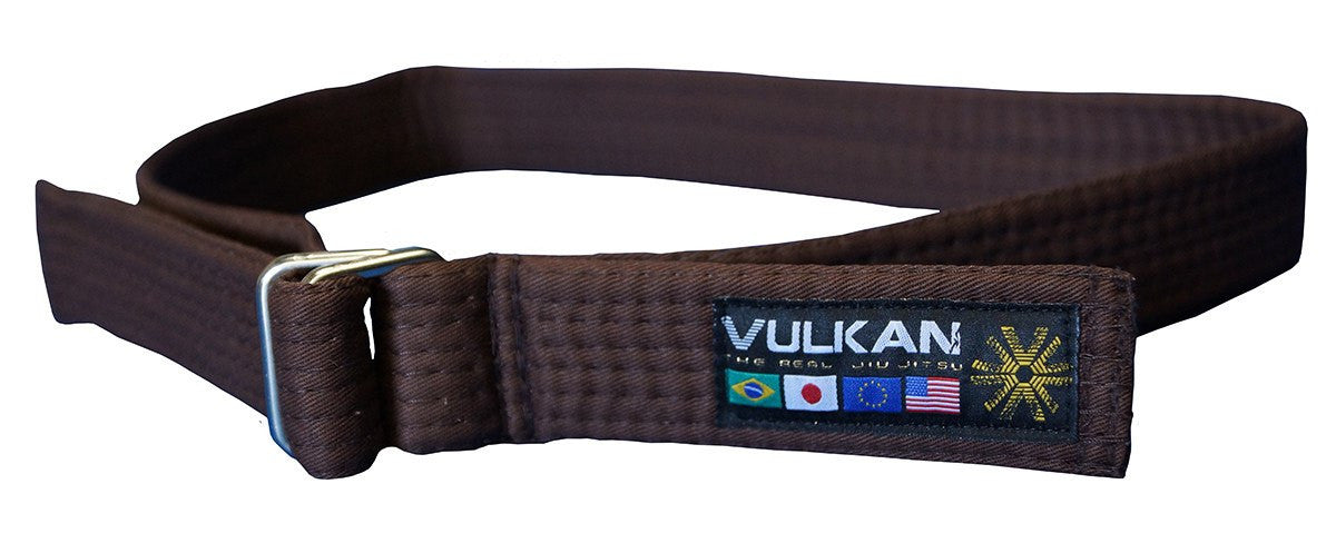 Man wearing a brown Vulkan Streetwear Belt, styled to reflect his Jiu Jitsu lifestyle.