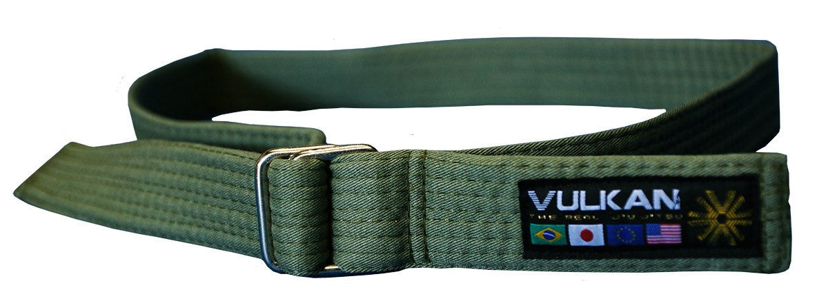 Man wearing a military green Vulkan Streetwear Belt, styled to reflect his Jiu Jitsu lifestyle.