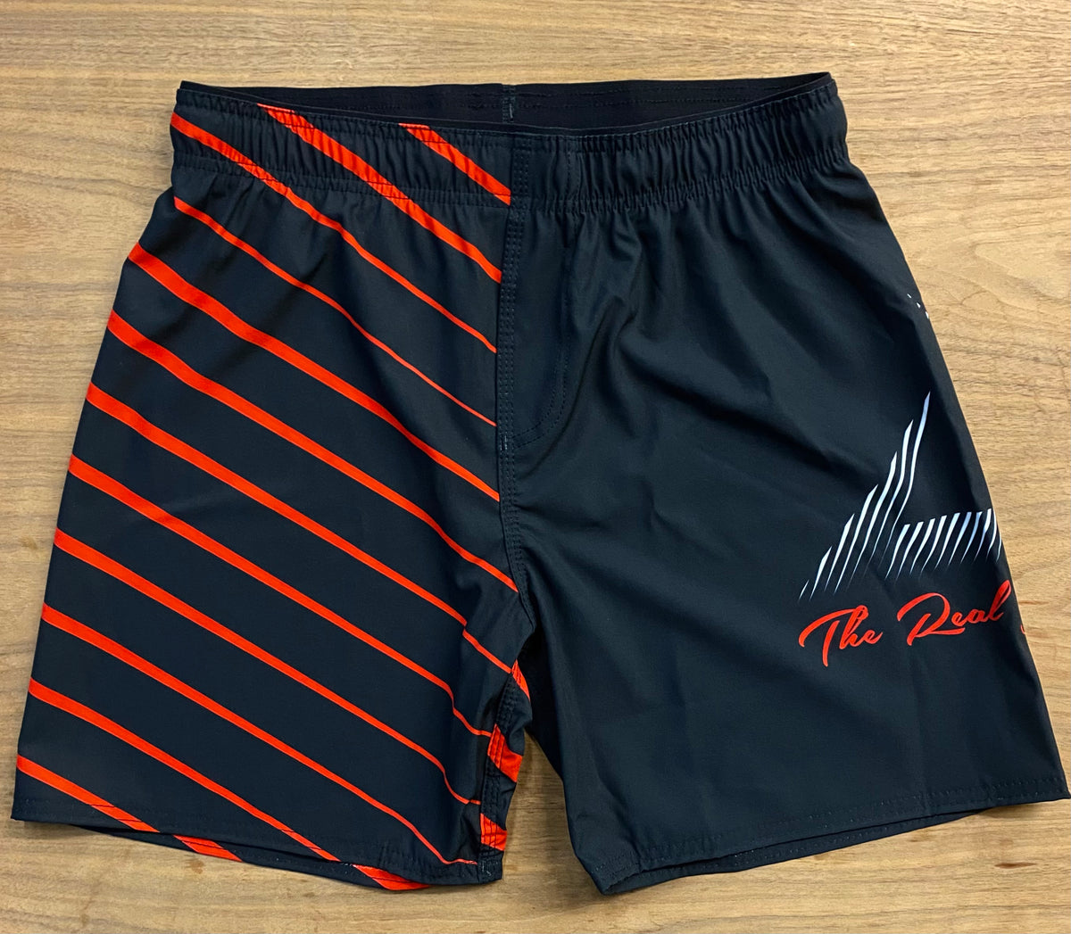 MMA SPEAR FIGHT SHORTS BLACK &amp; RED
